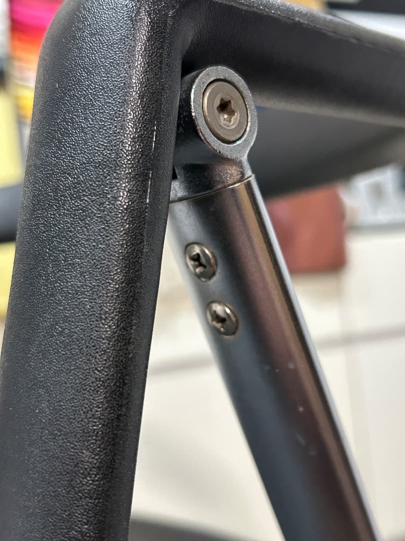 ほ*と様 01 中古 BRONX 1010フォールディングチェア 1脚