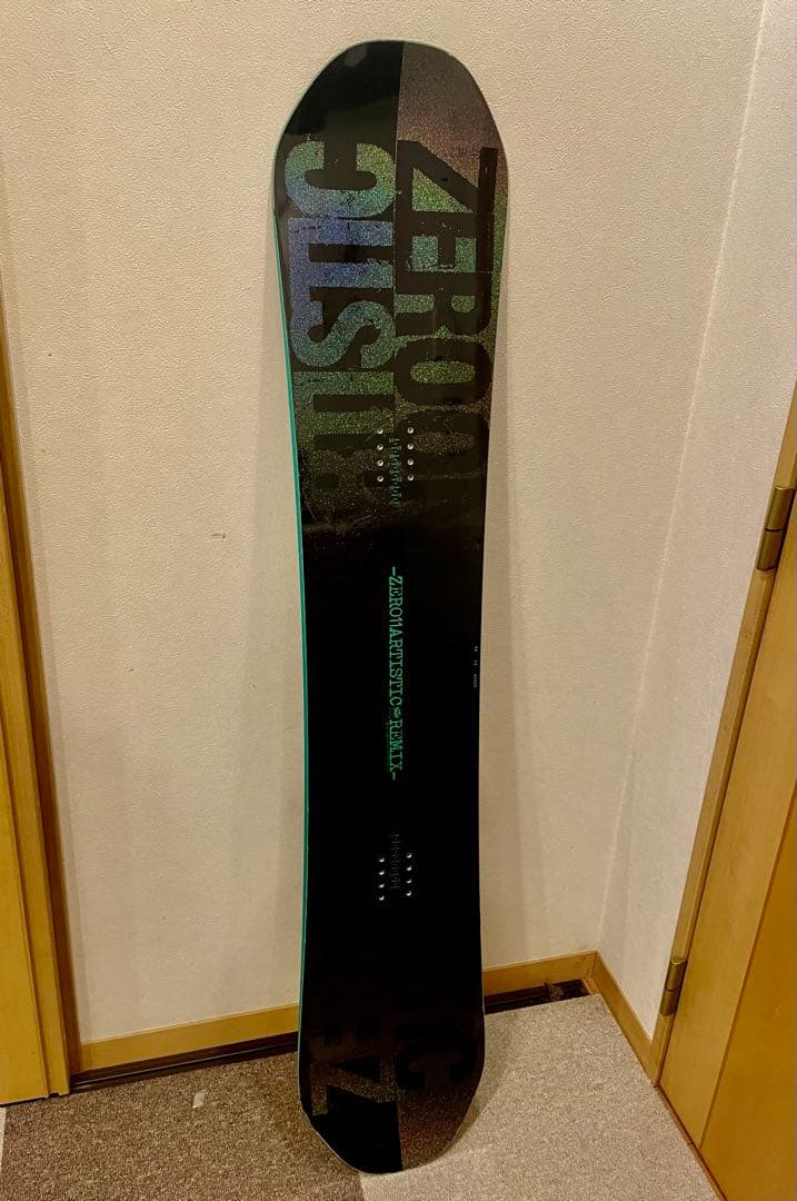 定価9.4万円011 artistic REMIX 152ゼロワン スノーボード