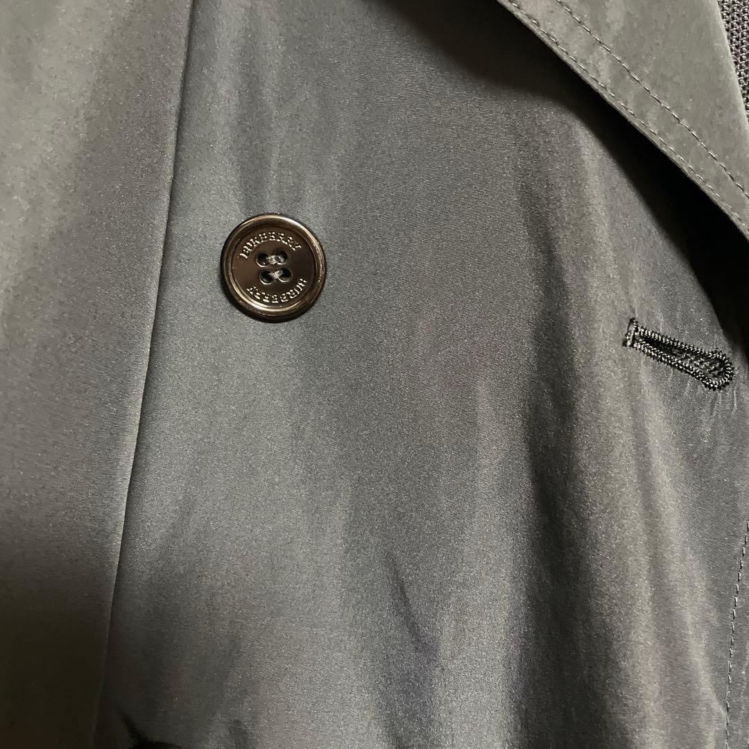 バーバリー　ロンドン　黒いトレンチコート