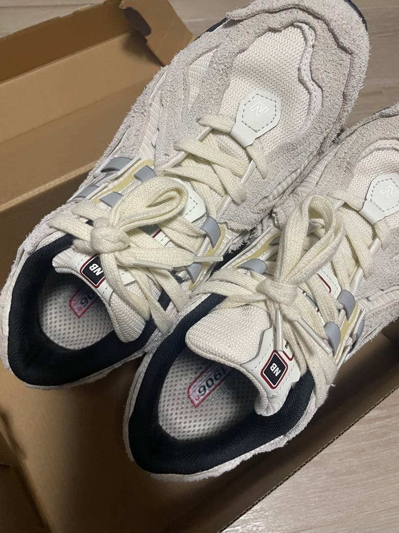 ニューバランス m1906db
