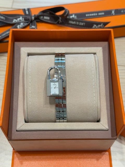 （ベルト延長済）HERMES　ケリーウォッチミニ ステンレス　クロシェット付