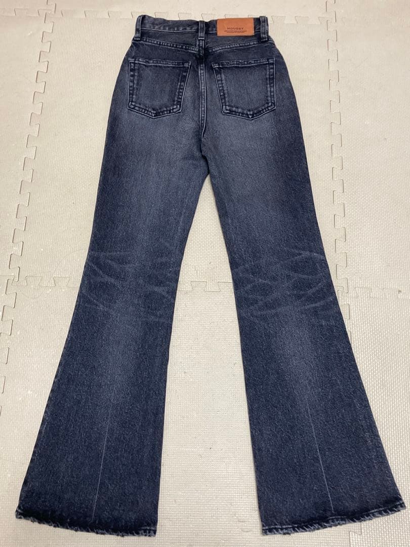 MOUSSY MVS BLACK FLARE ブラック　フレア　22