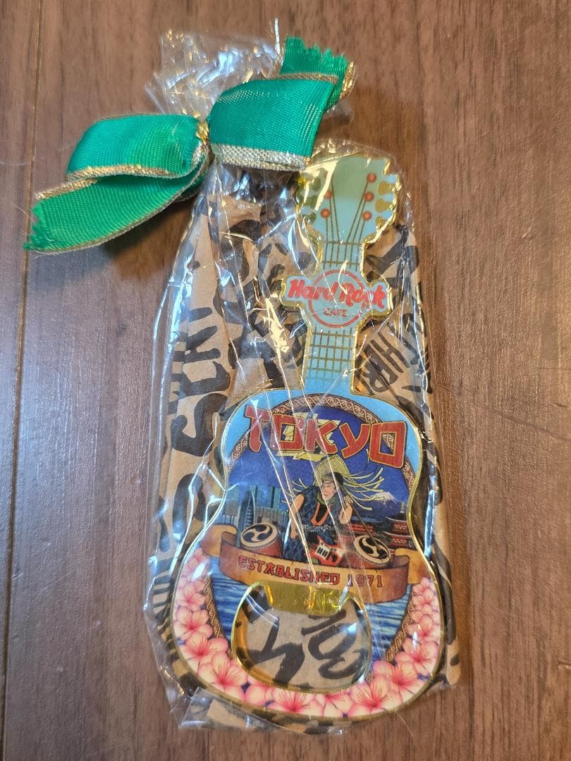 ハードロックカフェ Tokyo ギター栓抜き