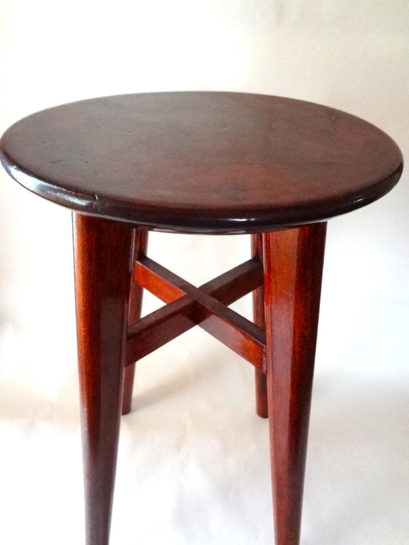 アンティーク　丸椅子　スツール　天然素材　木製品　塗　ヴィンテージ　おすすめ品