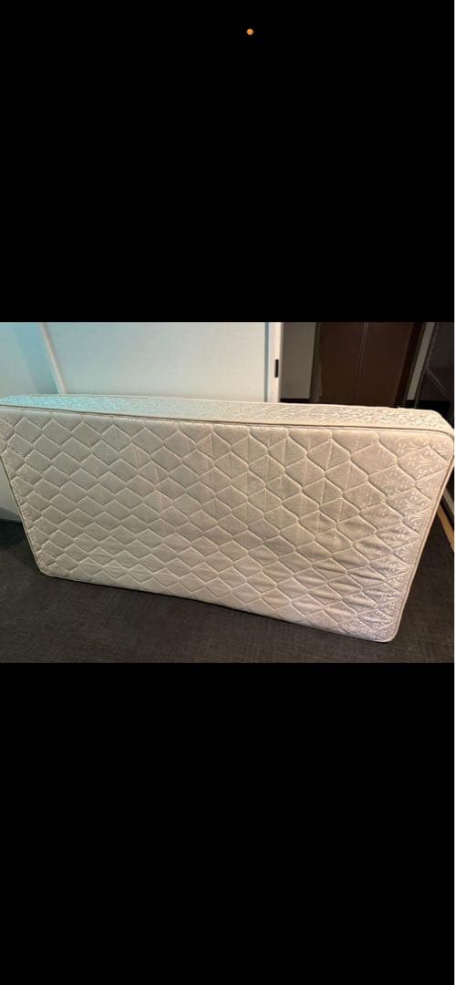 シングルスプリングマットレス クリーム色