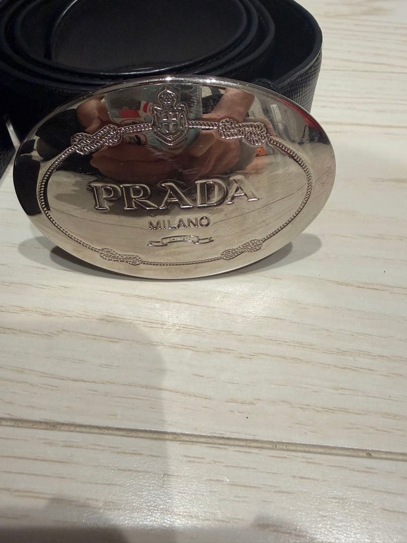 PRADA ブラックレザー ベルト　ユニセックス