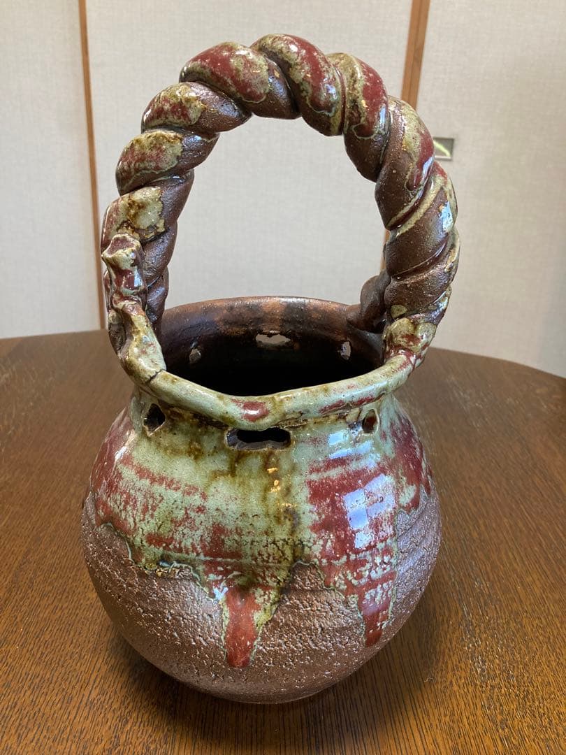 信楽焼　花瓶　桐箱付き