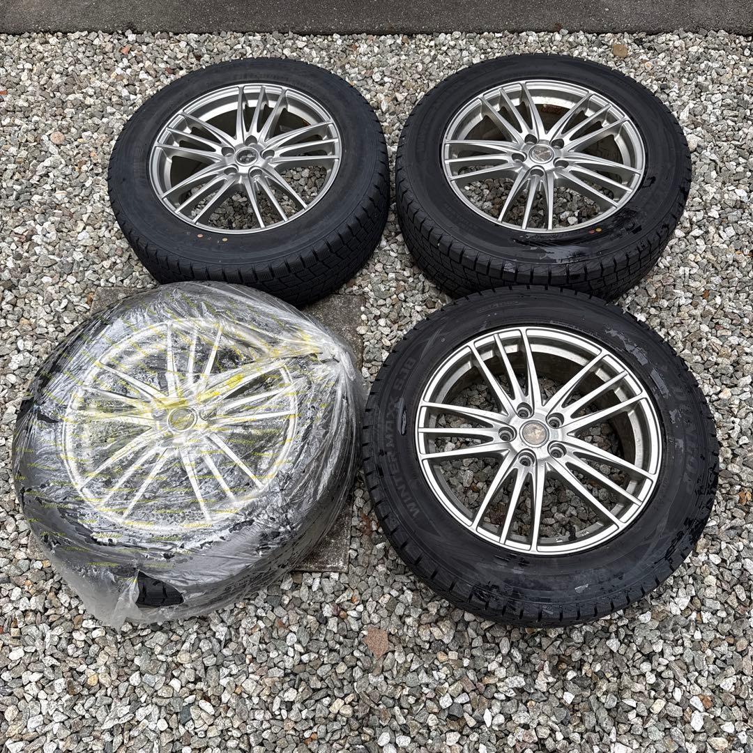 235/60/R18 スタッドレスタイヤ