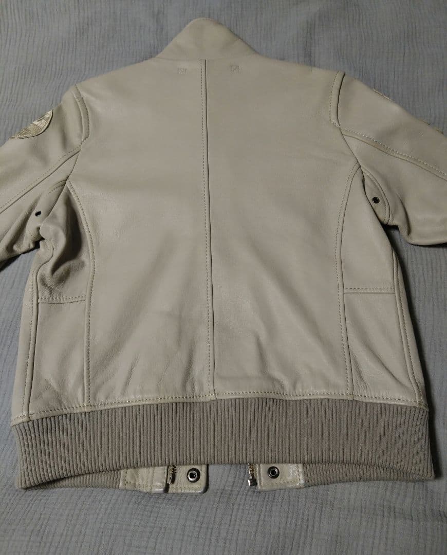 【はむぴち】AVIREXレザージャケット