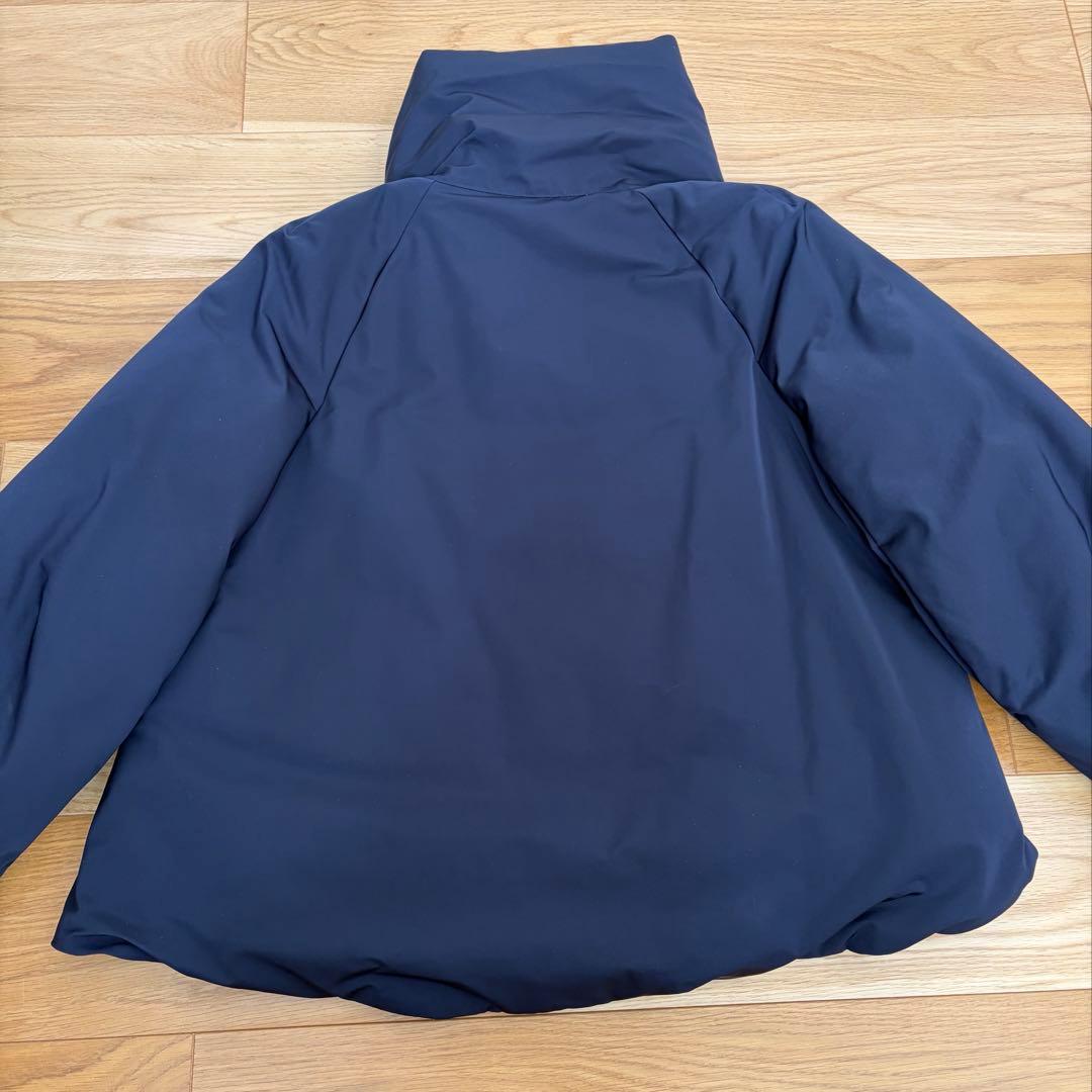 UNIQLO +j ハイブリットダウンジャケット　ネイビー　S