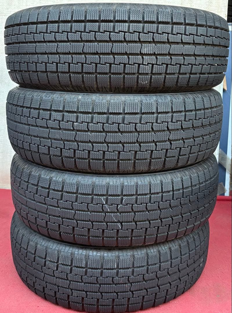年式2021年15インチ社外ホイールice frontageスタッドレス4本