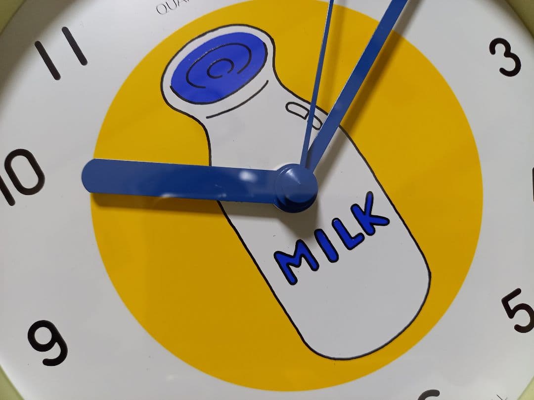 希少　1970s　ビンテージ　日本製　牛乳瓶　ポストモダン　アート　クロック