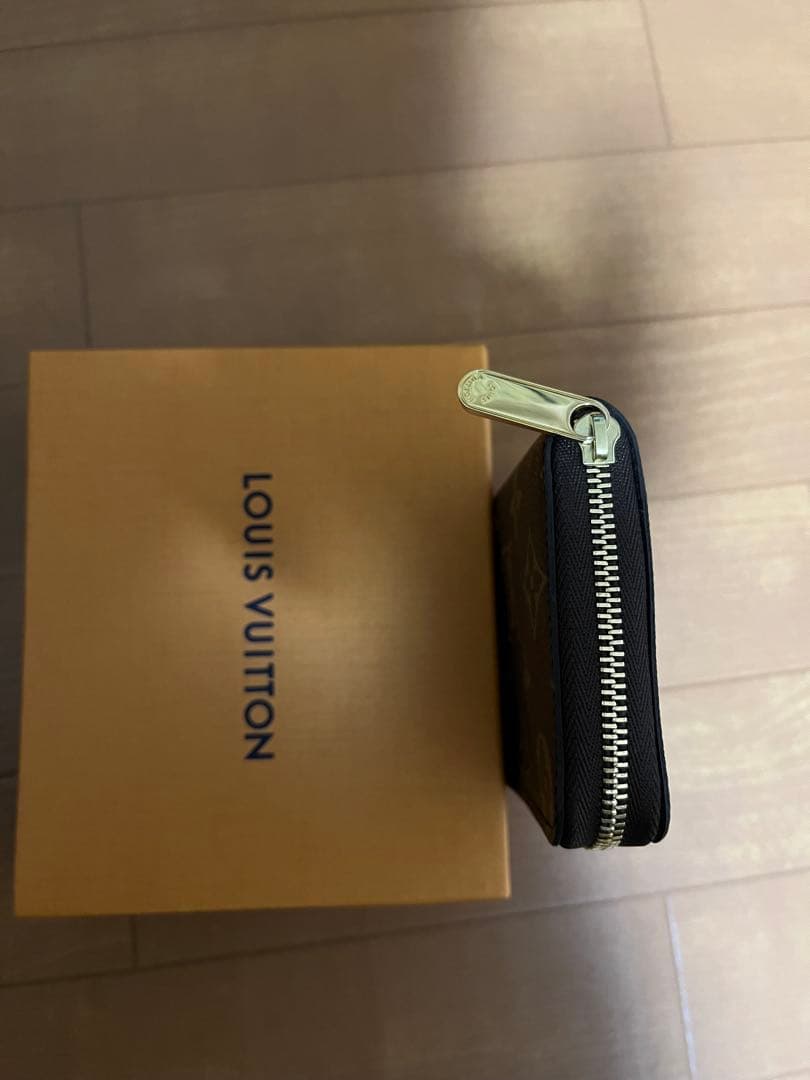 新品未使用 ルイヴィトン モノグラム ジッピーパース