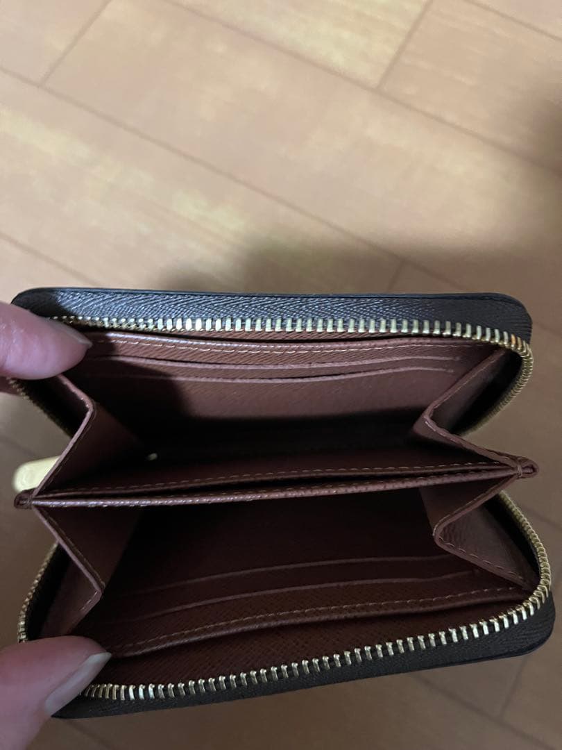 新品未使用 ルイヴィトン モノグラム ジッピーパース