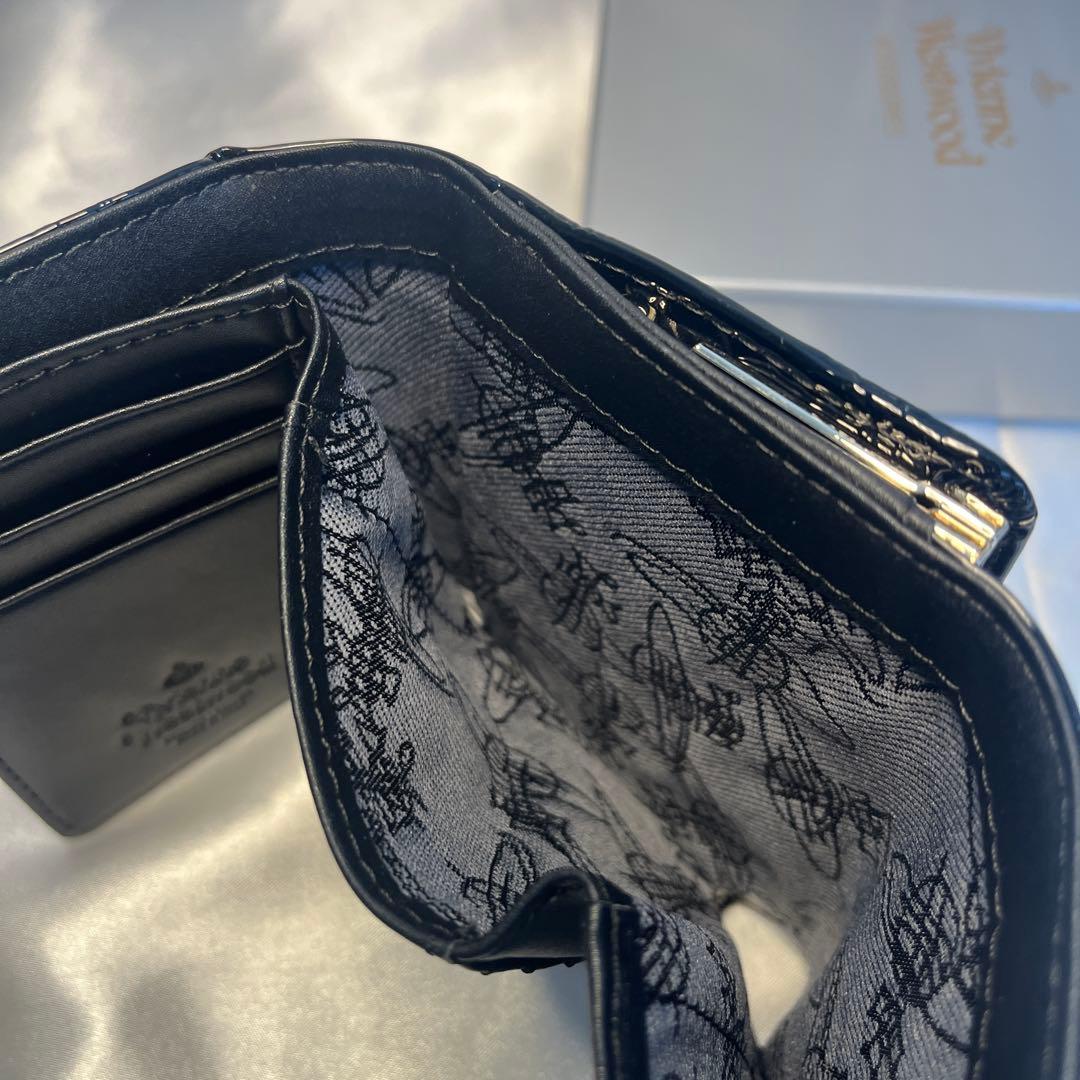 新品 Vivienne Westwood エナメル黒 三つ折り財布 バレンタイン
