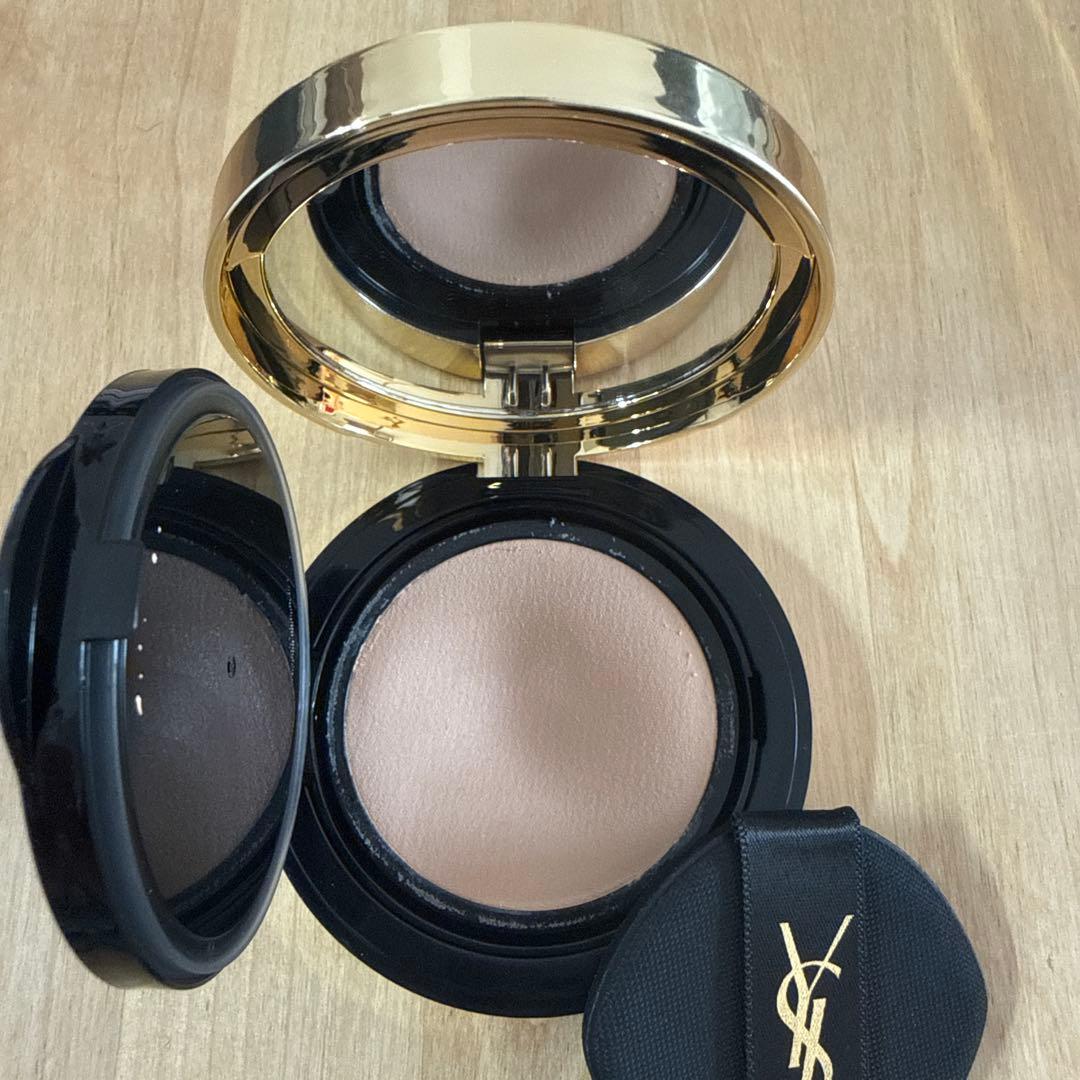 YSL ラブシャイン キャンディ グロウ クッションファンデセット売り。
