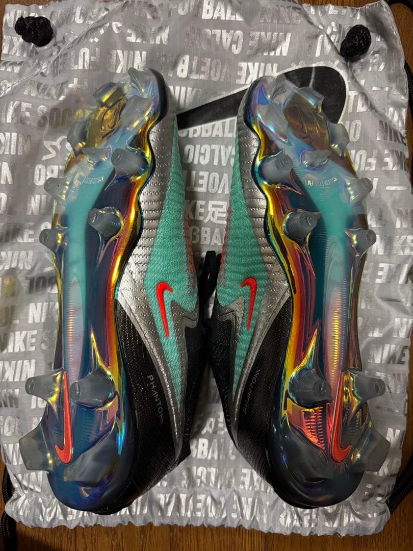 NIKE ファントム6 LOW LE FG