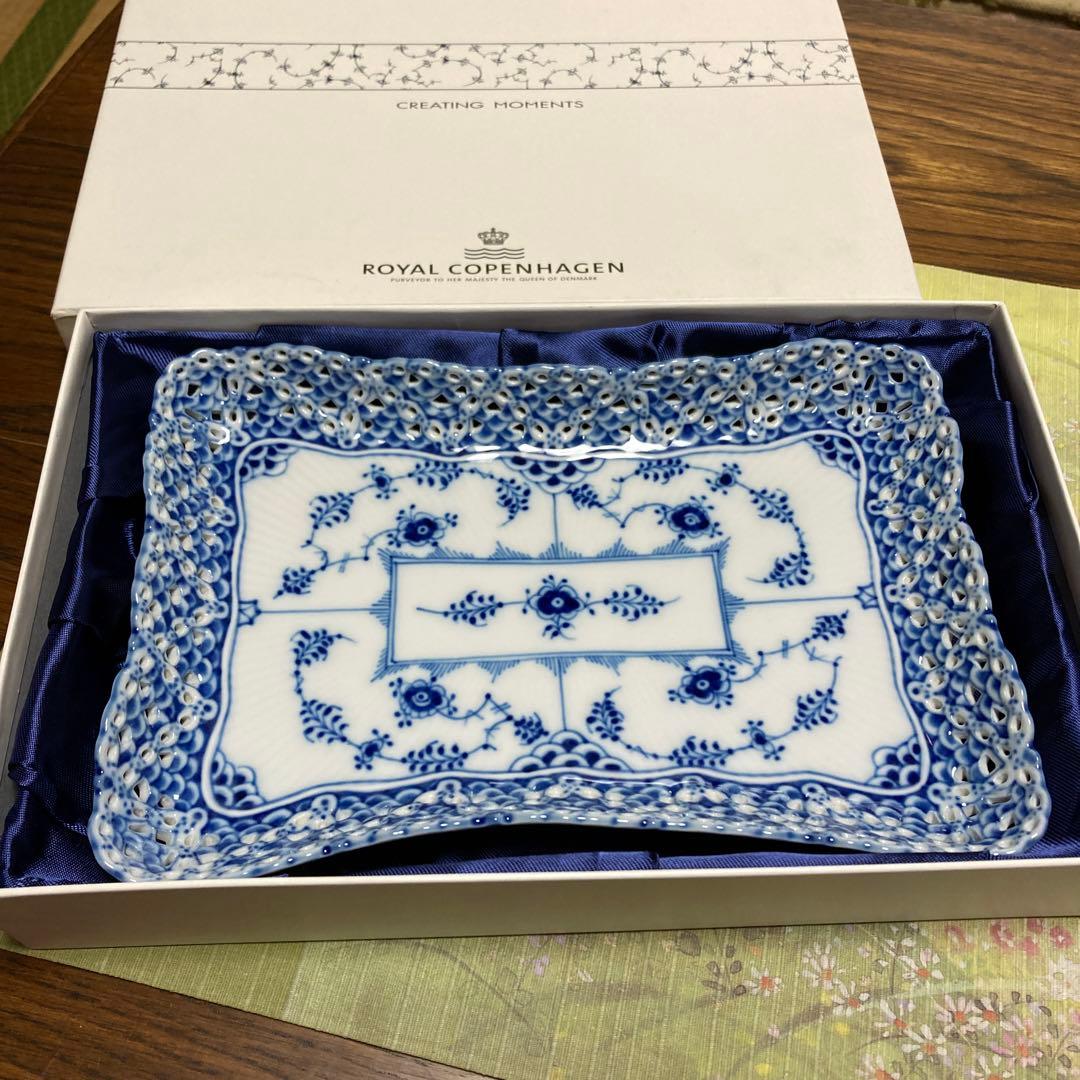 ロイヤルコペンハーゲン　ブルーフルーテッド　ダブルレース　スクエアプレート