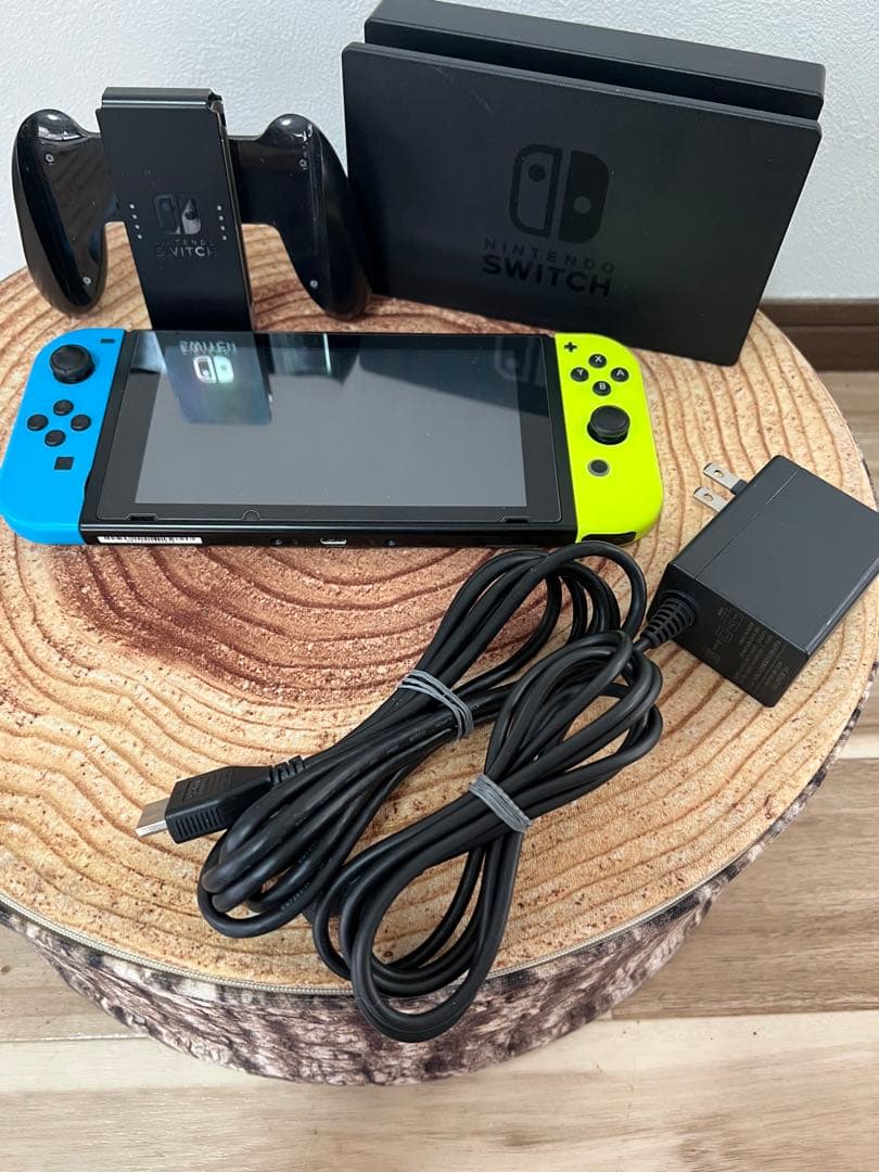 Nintendo Switch ニンテンドースイッチ本体　BLU/YEL箱無し
