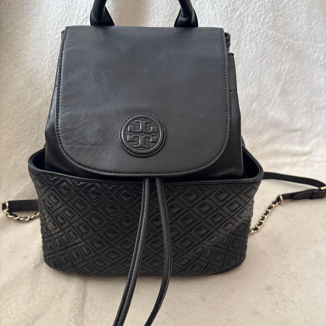 美品✨トリーバーチ フレミング リュック レザー キルティング エンボスロゴ