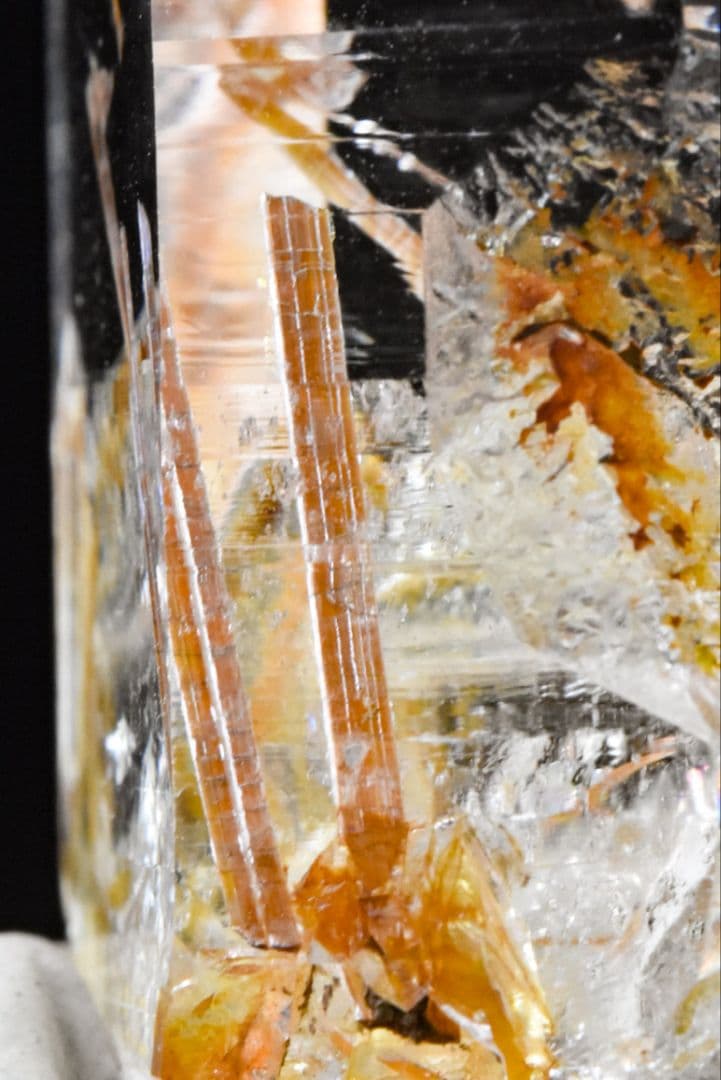 インド パルバティ渓谷地区産 ルチルインクォーツ