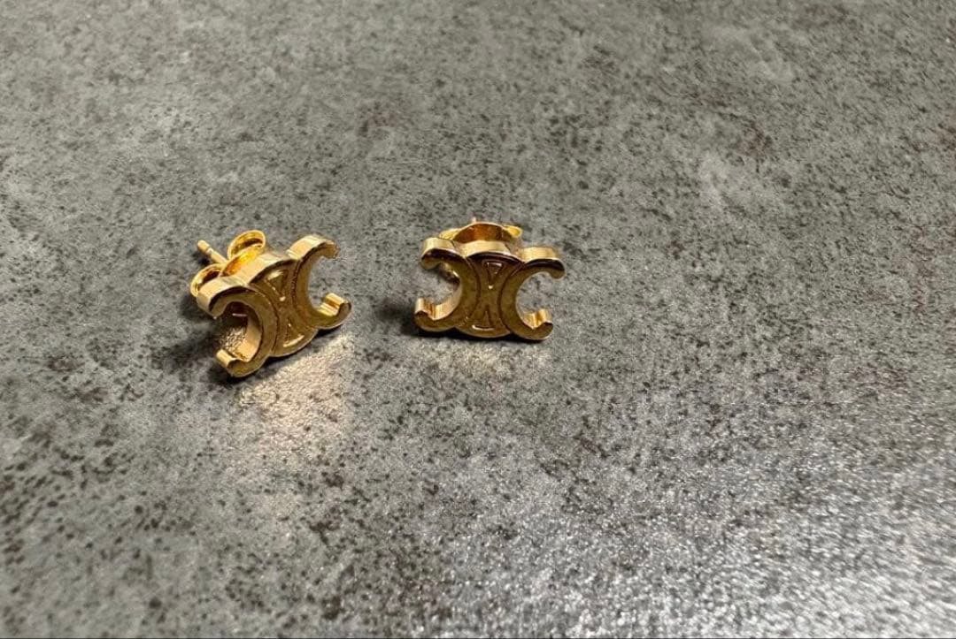 片耳用②【CELINE】トリオンフ ゴールドピアス