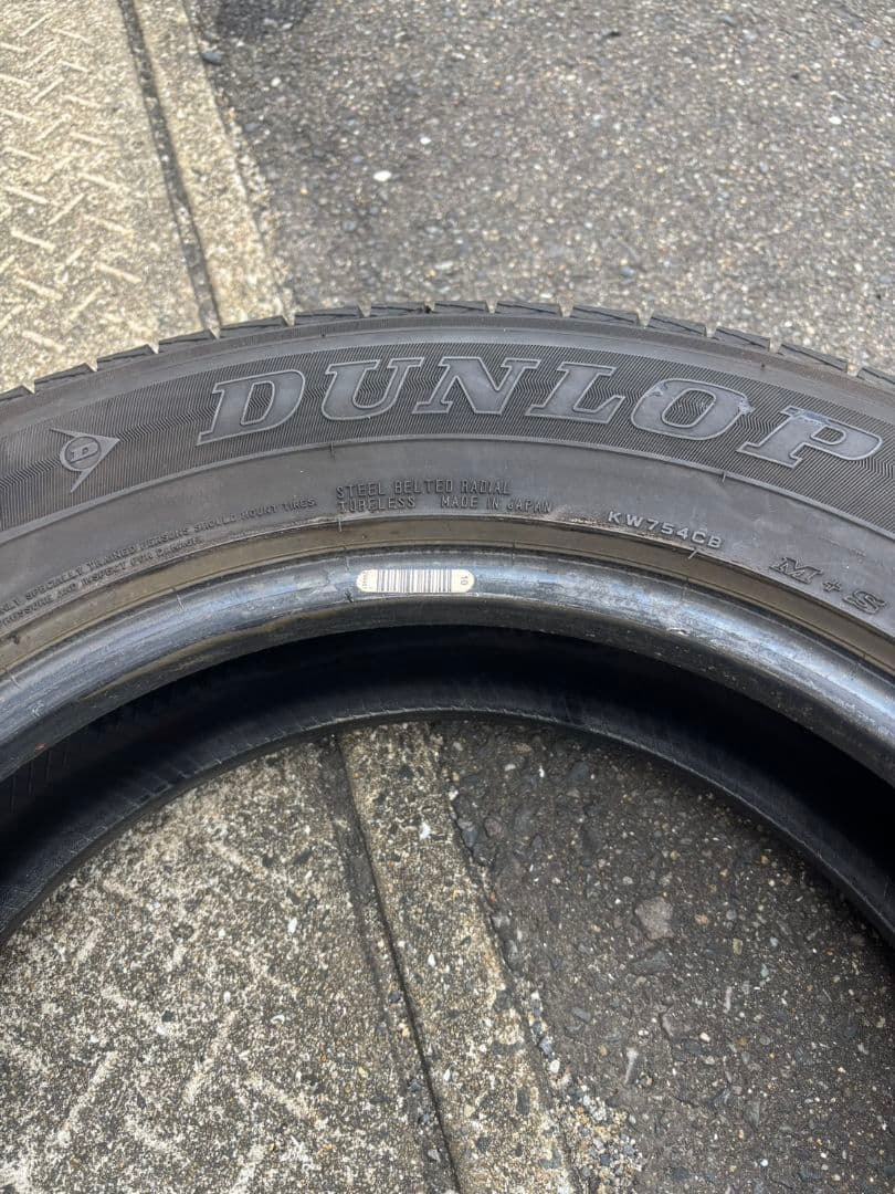 175/80/16 SUV用スタッドレスタイヤ4本！