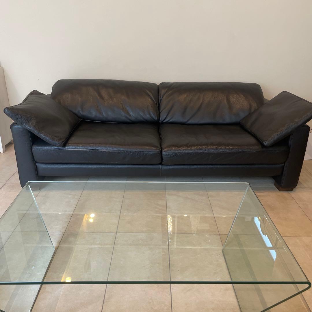 IDC大塚家具 LSシリーズ　黒レザー2人掛けソファ