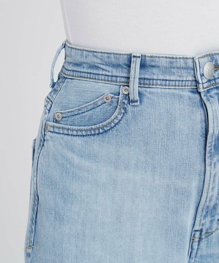 新品タグ付き YANUK JOAN / FVS ルーズストレート デニム 23