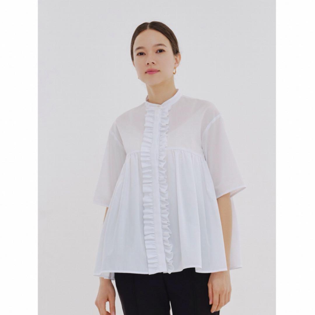 新品　タグ付き　yori ヨリ　フロントフリルギャザーブラウス