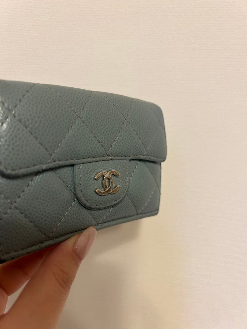 CHANEL スモールフラップウォレット　 ブルーグレー　マトラッセ三つ折り財布