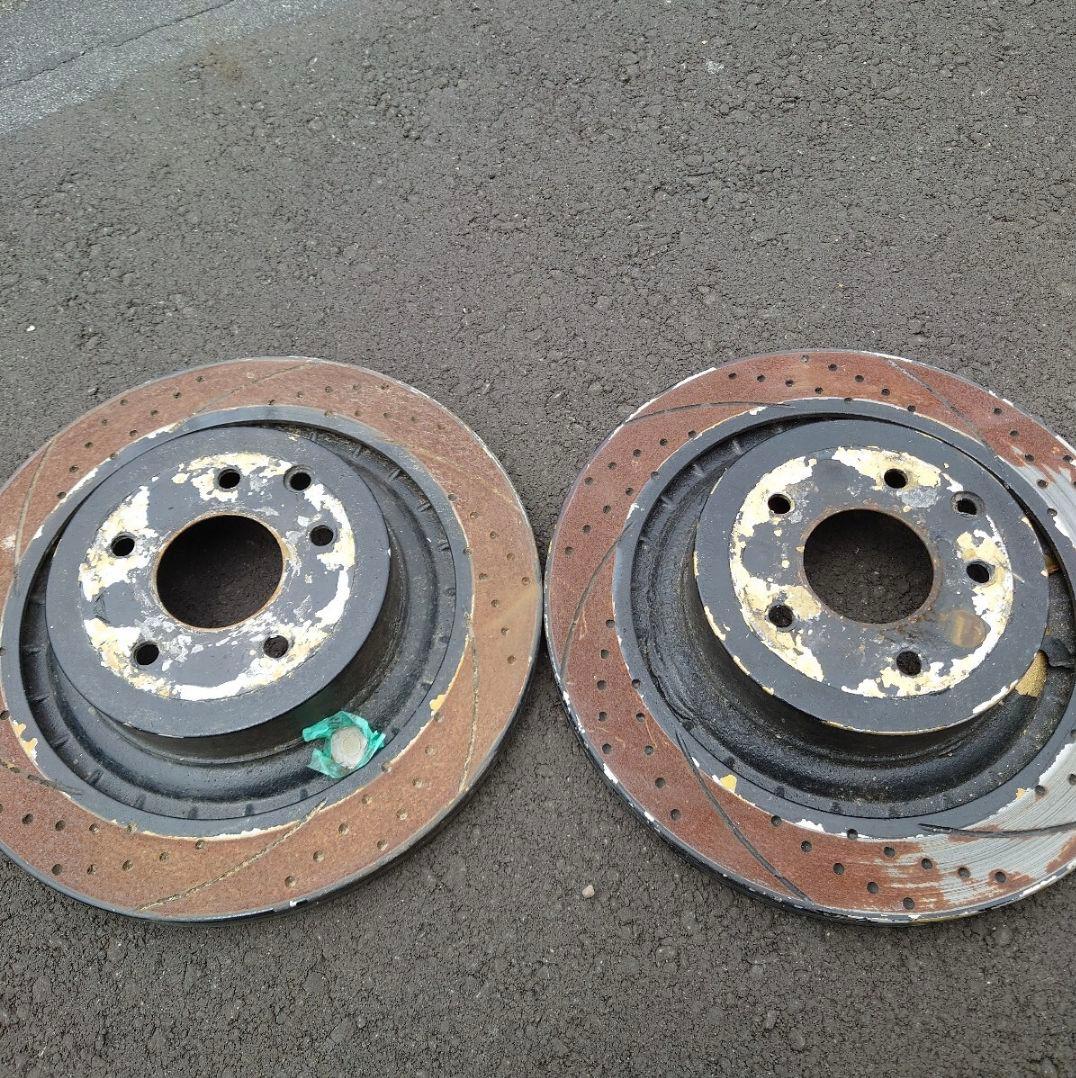 V36スカイラインドリルドスリット ローター リア用