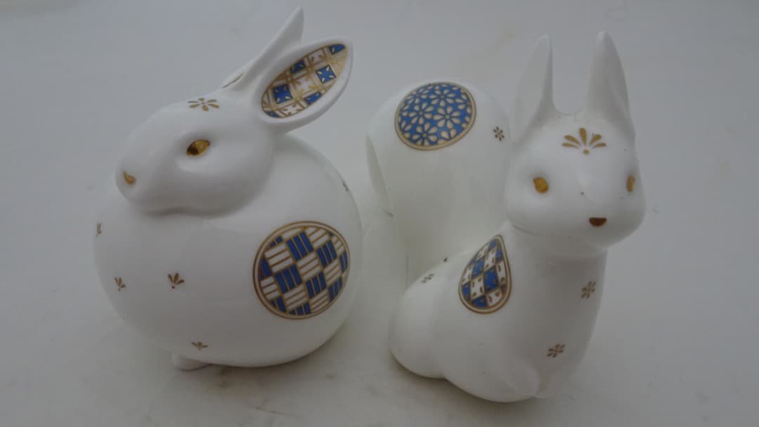 ナルミ製　陶器　うさぎとりすの置物
