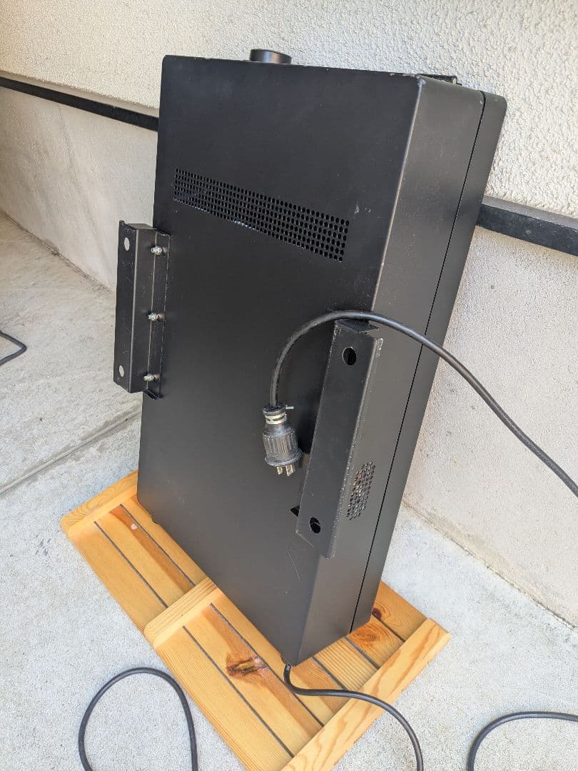 屋外防水設計 21.5型 デジタルサイネージ（タッチパネル・Android搭載）