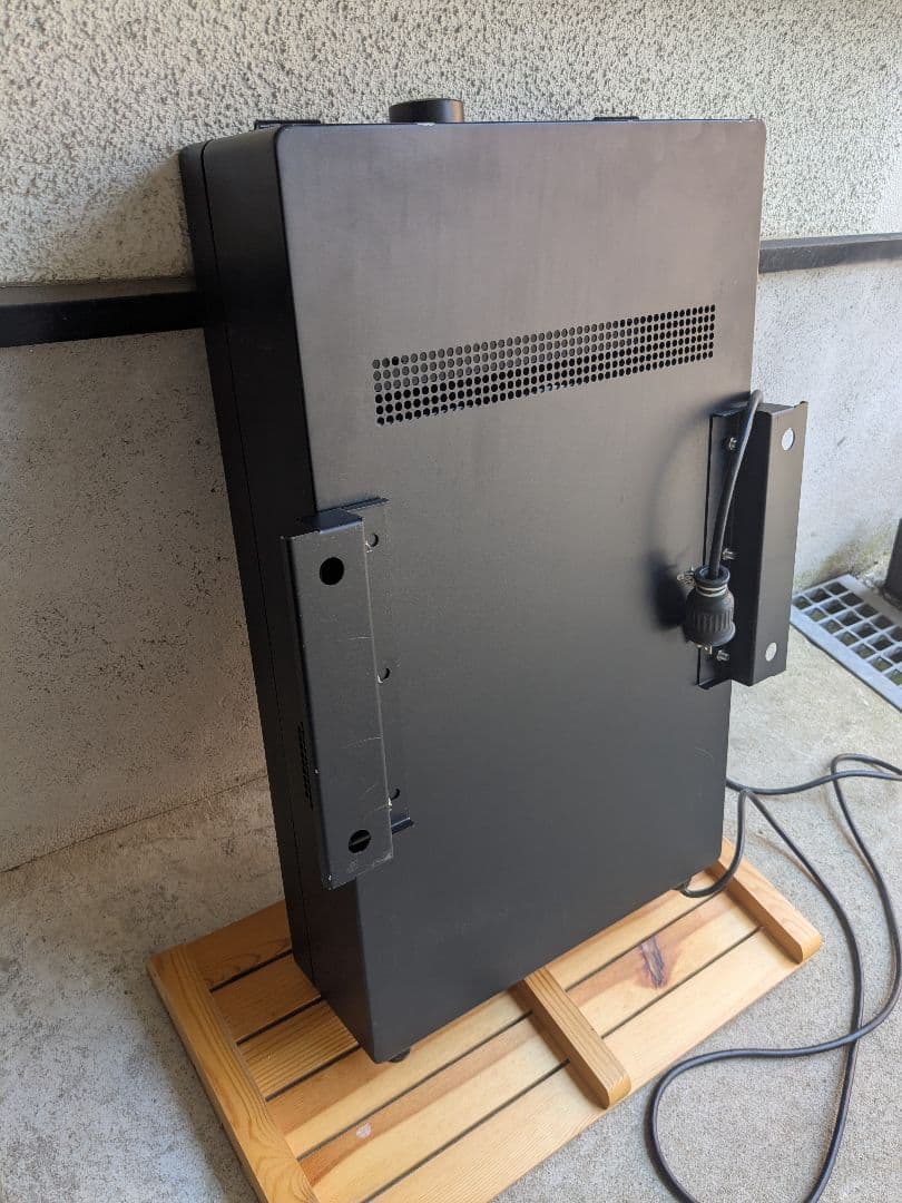 屋外防水設計 21.5型 デジタルサイネージ（タッチパネル・Android搭載）