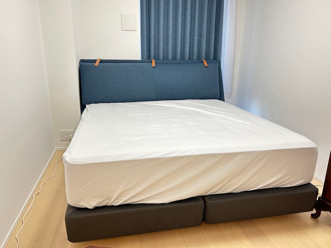 【Jason 様限定】ほぼ新品シモンズ　キングサイズマットレスフレーム