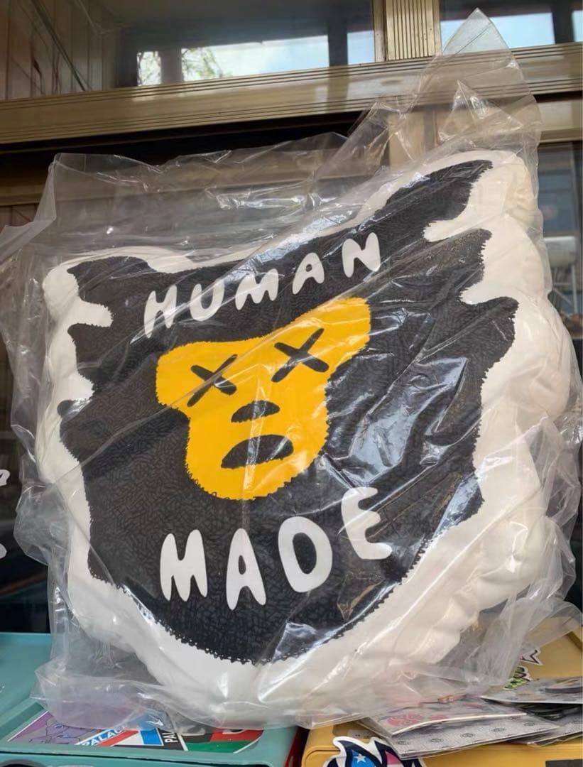 HUMAN MADE CUSHION KAWS クッション