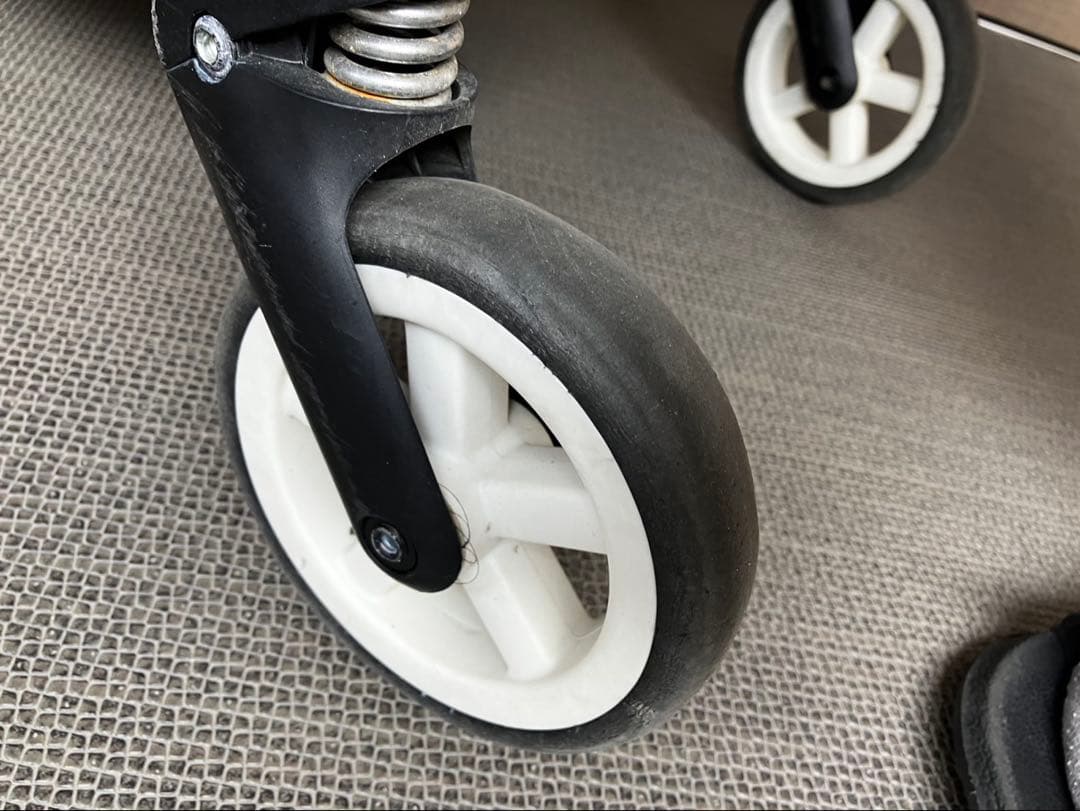 cybex サイベックス EEZY SB2 ベビーカー ベージュ　22kgまで