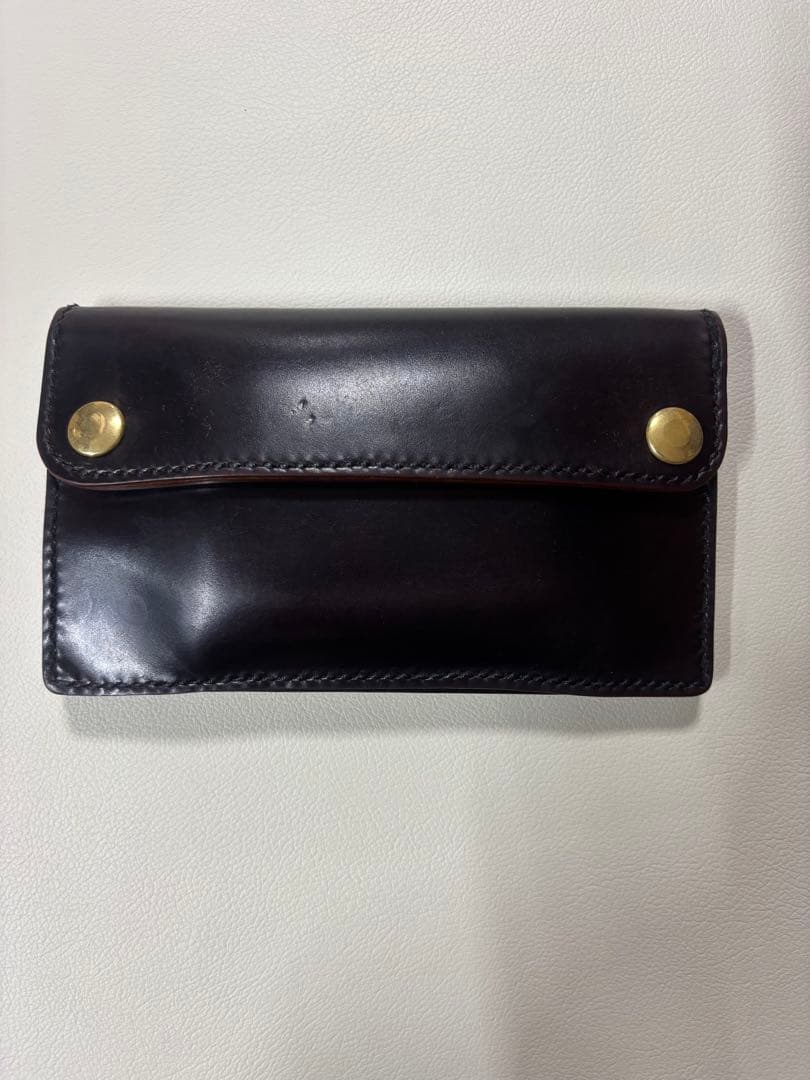 トラッカーウォレット　コードバン ゴールド42TALONジップ　ボタン留め　茶芯