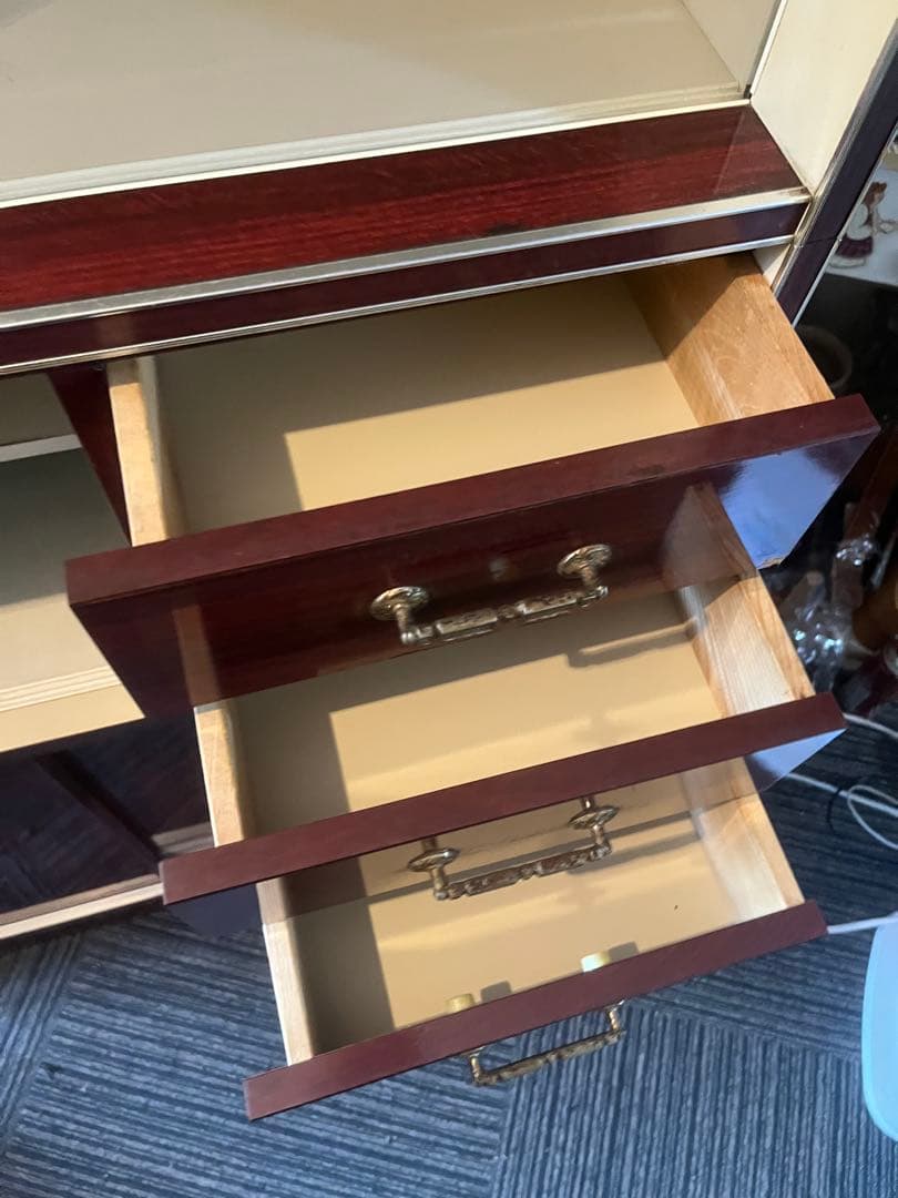 食器棚 昭和レトロ 当時物 レトロポップ 飾り棚 インテリア チェッカーガラス