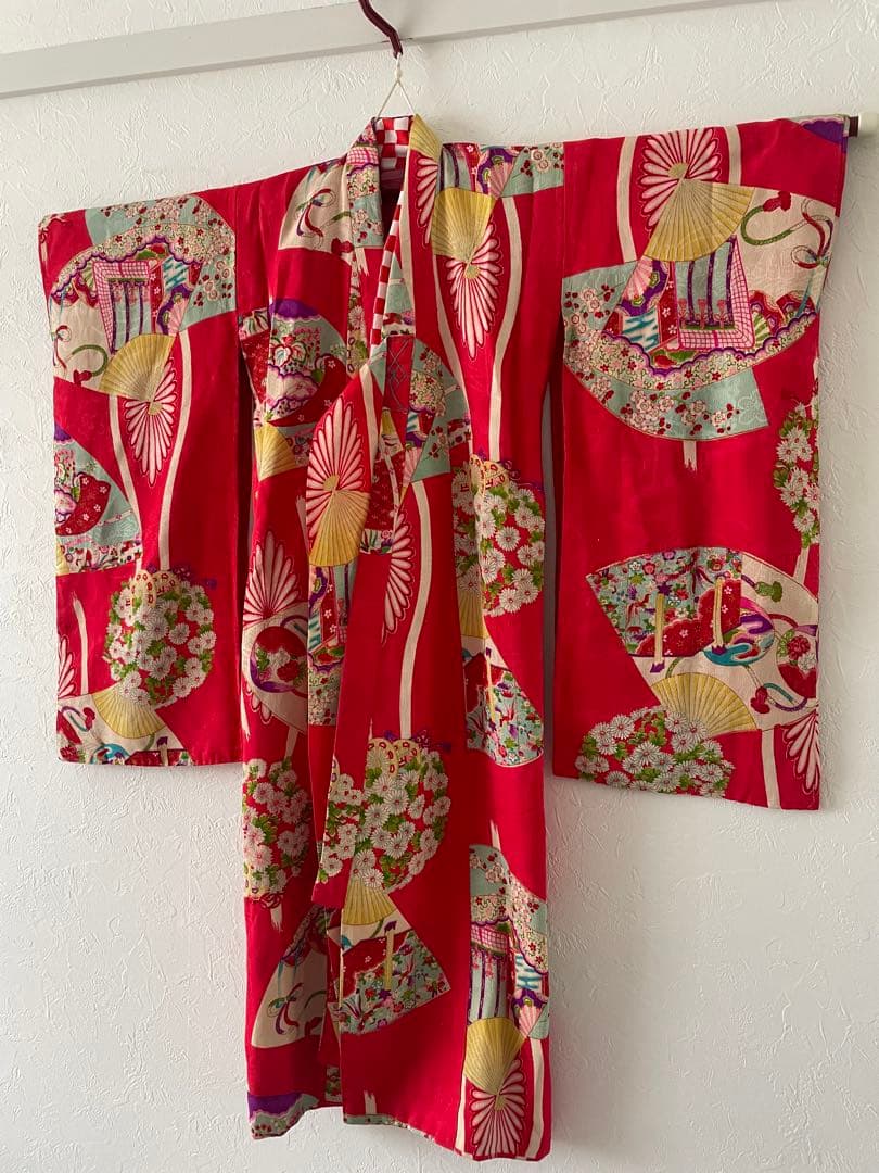 七五三　2歳〜３歳　アンティークお着物　レースの被布エプロンコーデ　ビーズバッグ