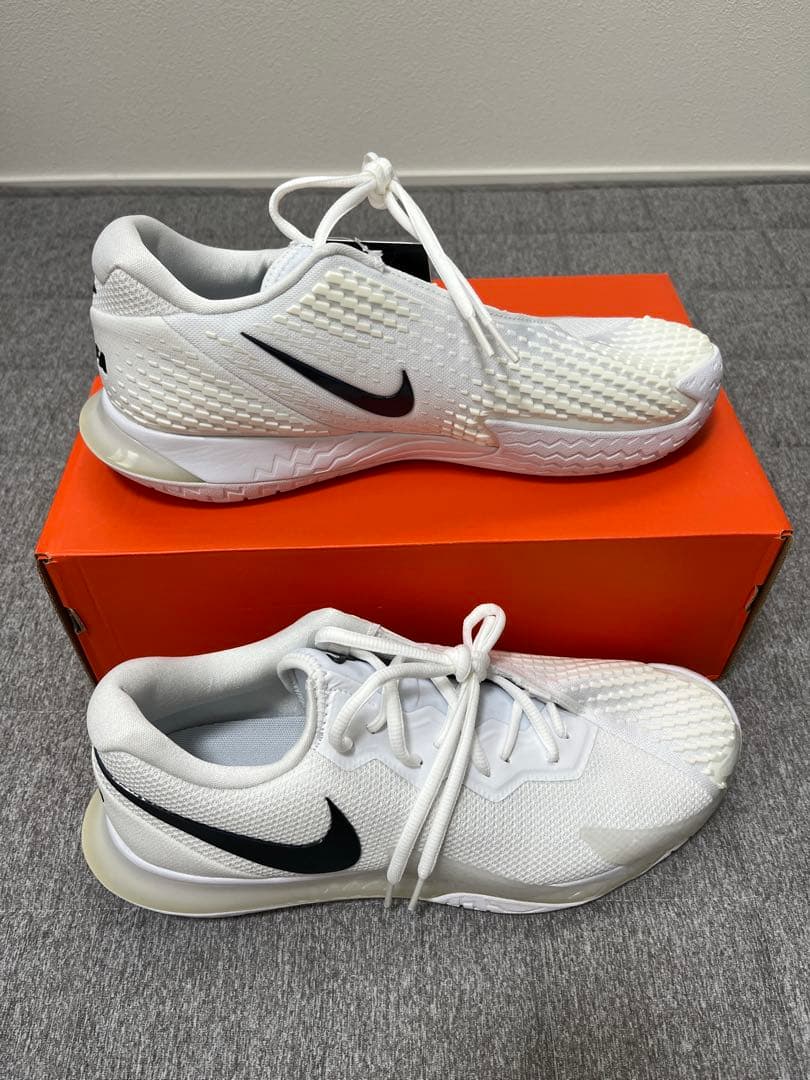 ⭐︎新品⭐︎【NIKE】テニスシューズ　RAFA
