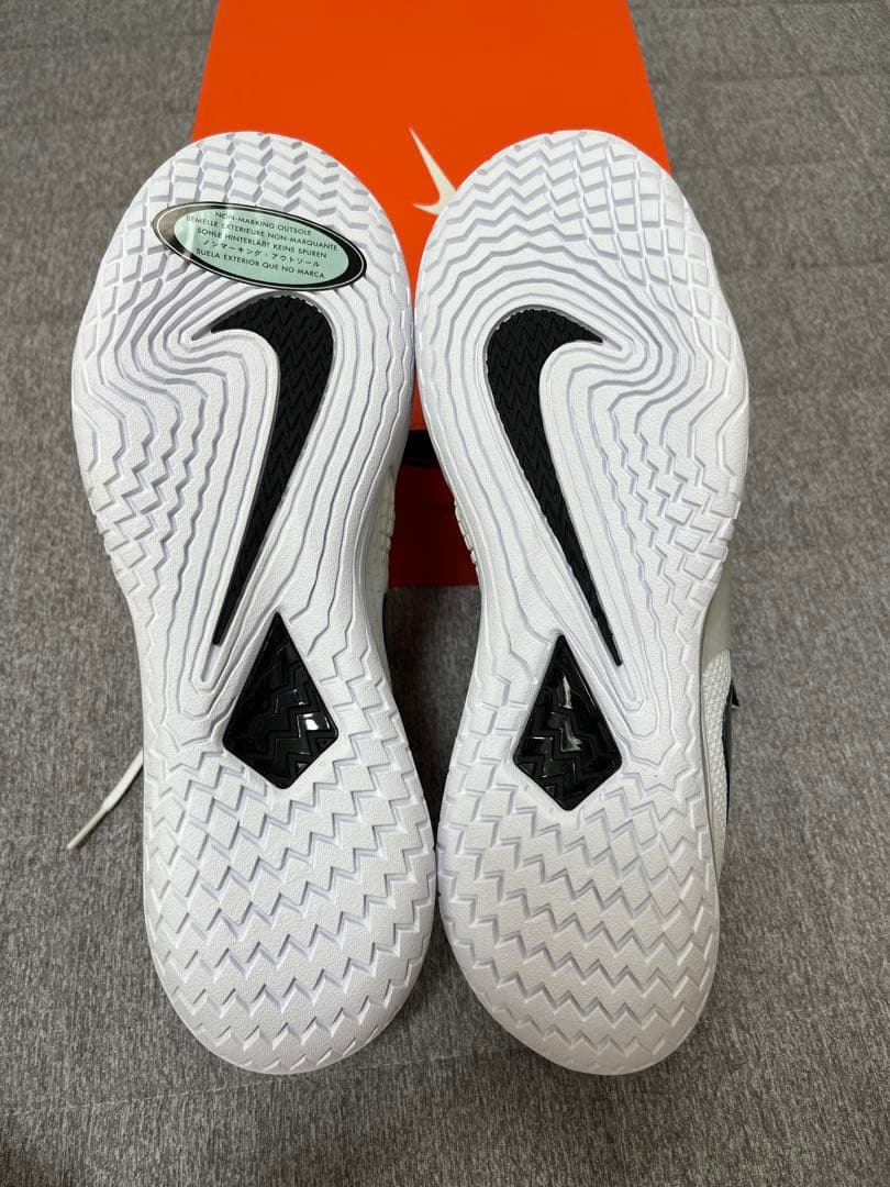 ⭐︎新品⭐︎【NIKE】テニスシューズ　RAFA