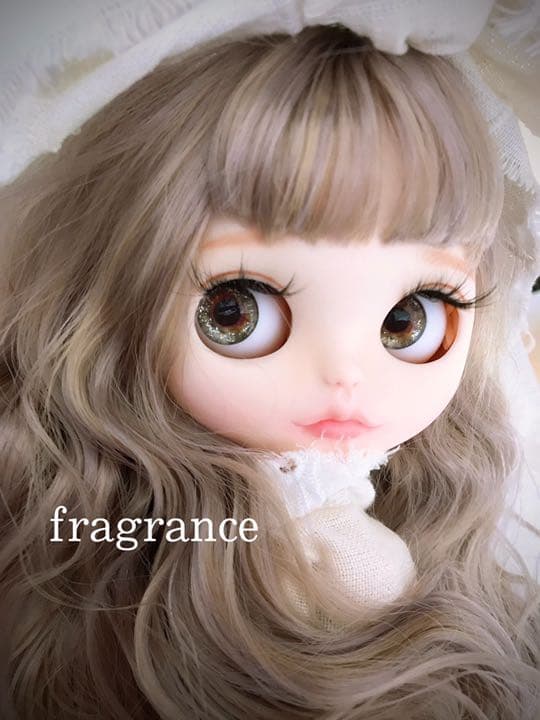 ☆アイシードール☆ カスタムドール　白肌　ブラウンパープルmix