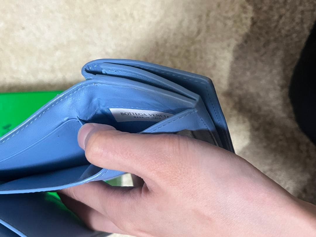 ボッテガヴェネタ イントレチャート タイニー三つ折りウォレット