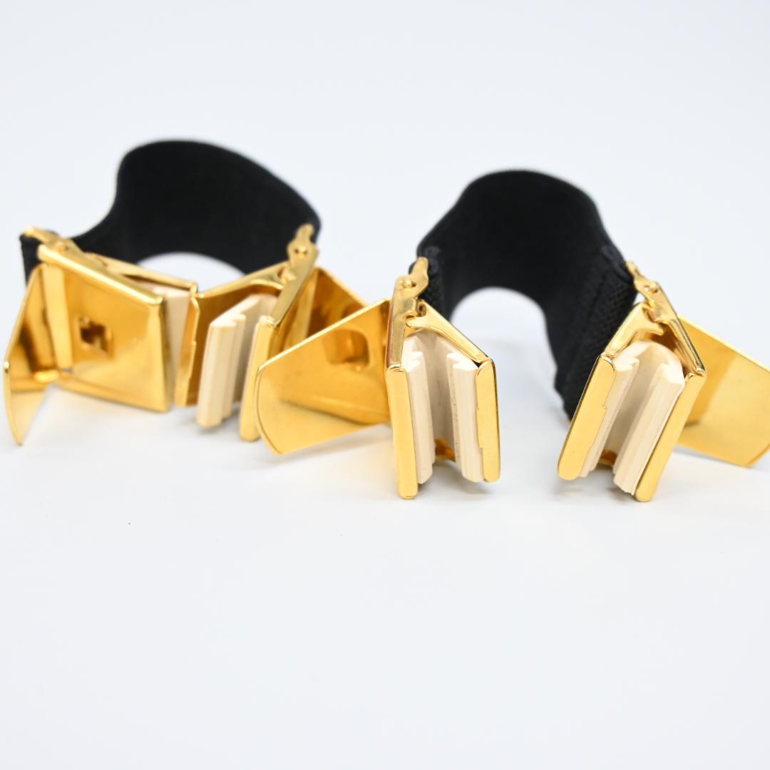 ■ 45302★シャネル アームバンド ヴィンテージ ブラック ゴールド