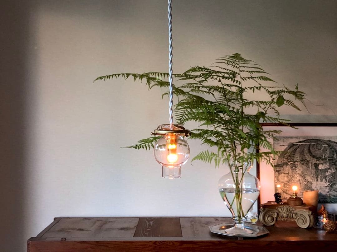 ホヤ硝子のペンダントライト⸝⋆꙳ランプシェード 真鍮ソケット 間接照明 ランタン
