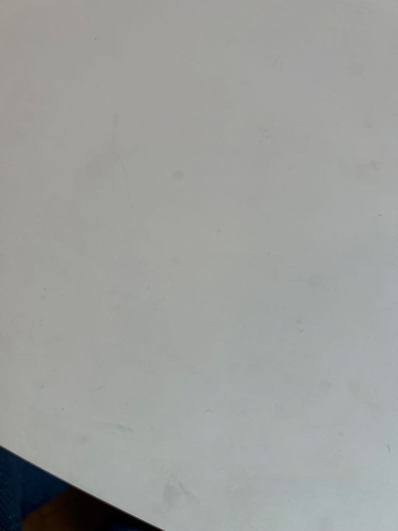 ikea オムテンクサム　テーブル