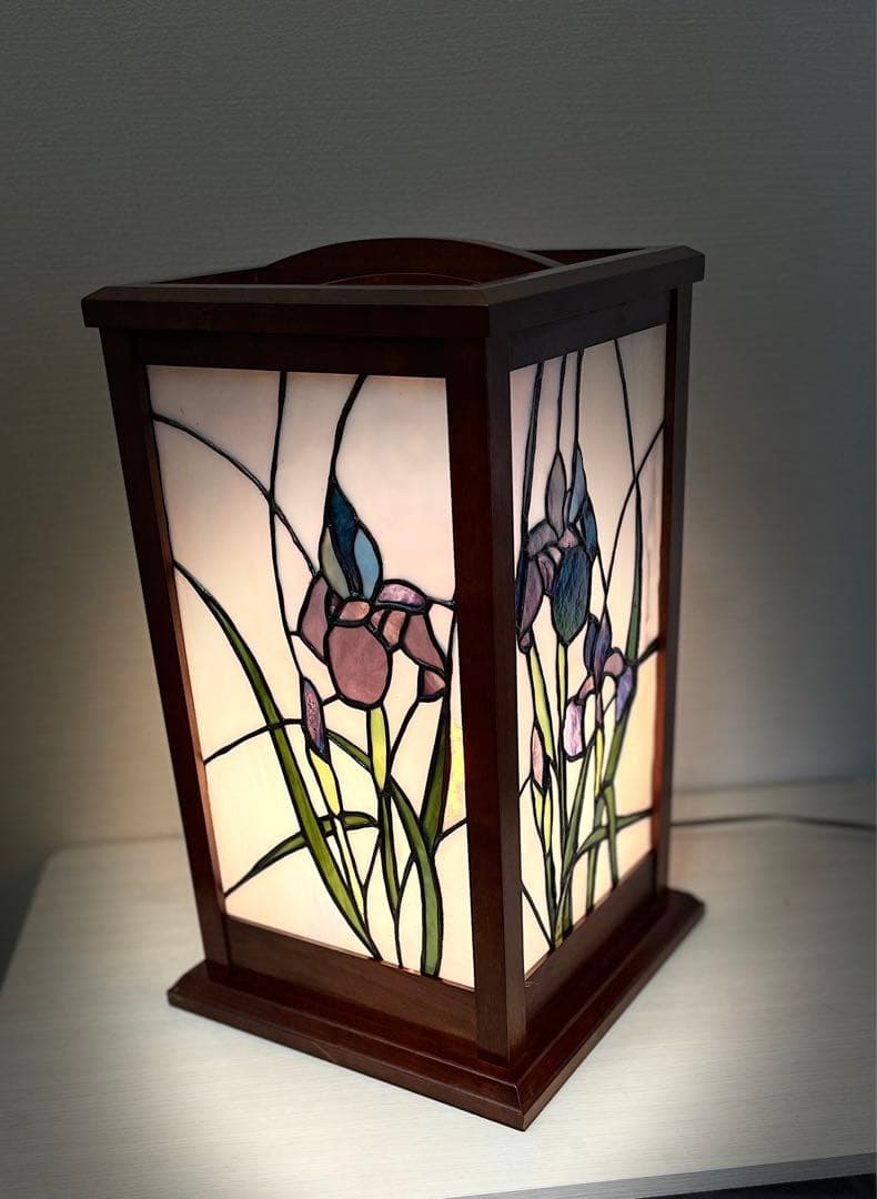 ステンドグラス《行燈》電気スタンド