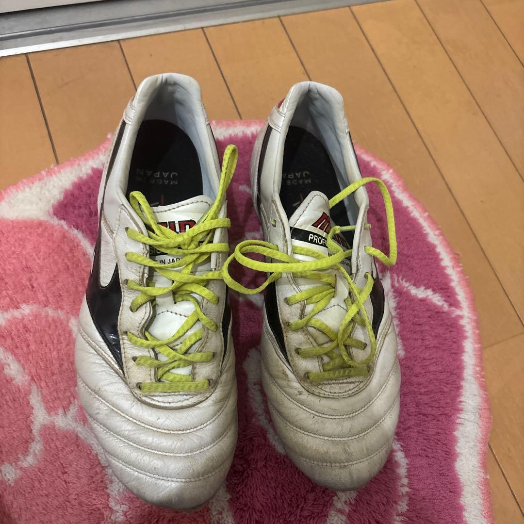 Mizuno Morelia Neo II サッカーシューズ25.5